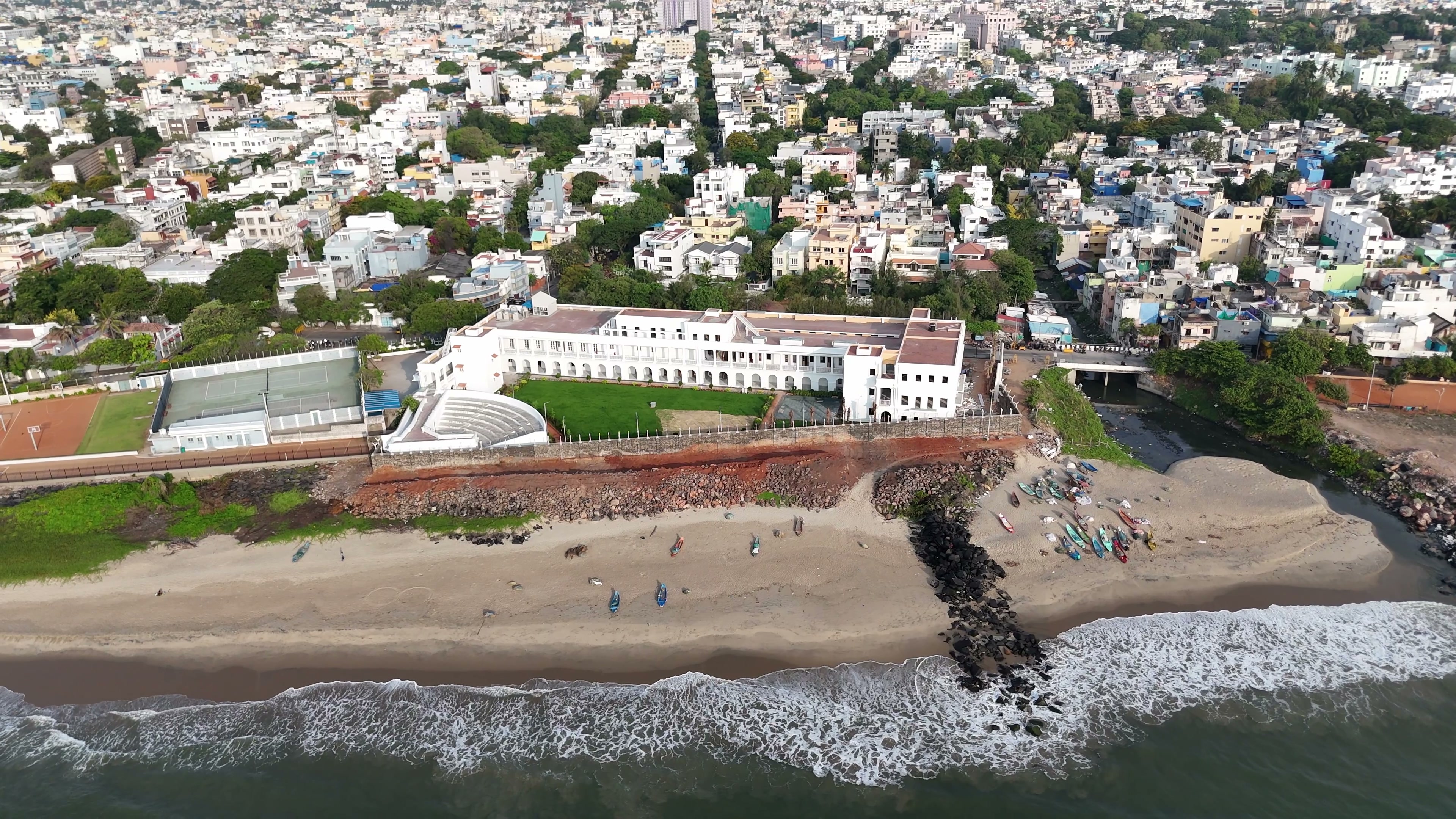 Pondy drone clip 017